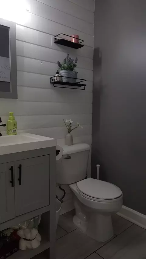 Bath - 5841 Timber Trl, Plainfield, IL 60586 photo 1 of 1