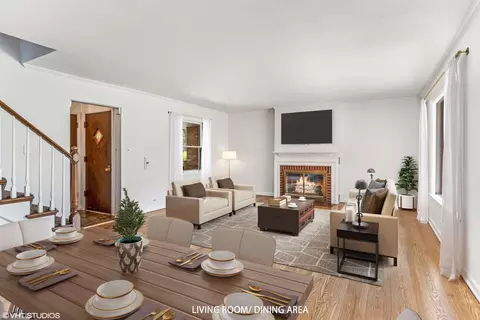Living - 374 E Sherman Ave, Elmhurst, IL 60126 photo 2 of 8