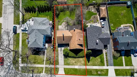 View/Area - 374 E Sherman Ave, Elmhurst, IL 60126 photo 1 of 6