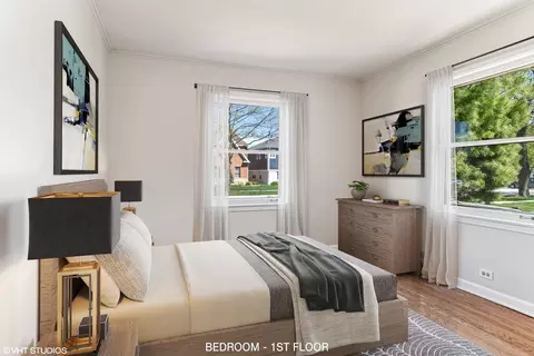 Bedroom - 374 E Sherman Ave, Elmhurst, IL 60126 photo 3 of 4