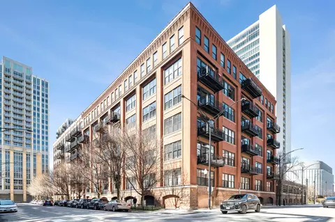 520 W Huron St #417, Chicago, IL 60654