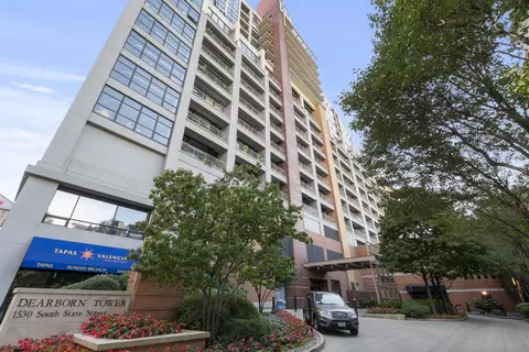 1530 S State St #909, Chicago, IL 60605