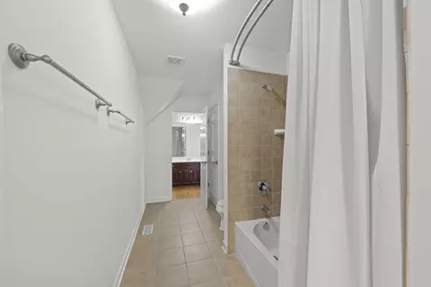 2131 Tartan Ct, Wheaton, IL 60187 photo 22
