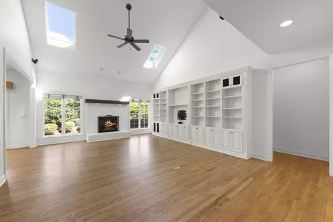 2131 Tartan Ct, Wheaton, IL 60187 photo 33