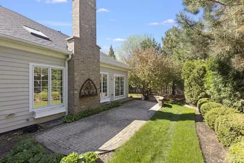 2131 Tartan Ct, Wheaton, IL 60187 photo 27