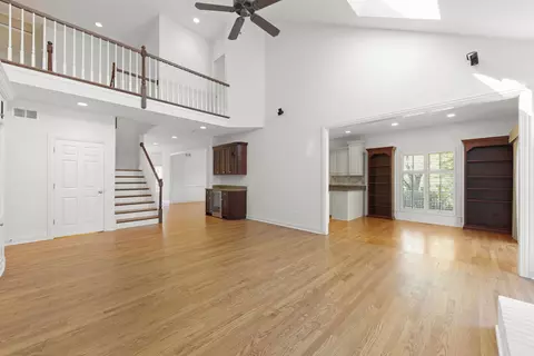 2131 Tartan Ct, Wheaton, IL 60187 photo 34