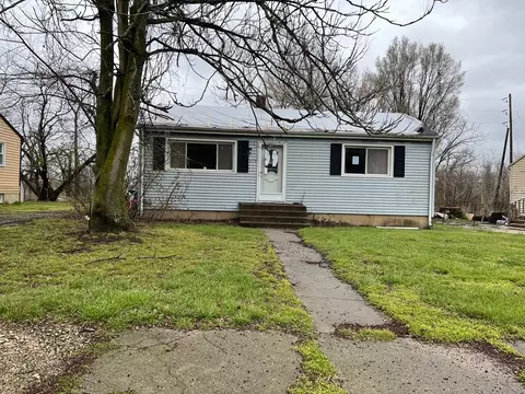 519 East St, Depue, IL 61322