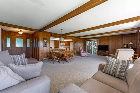 Living - 7415 Mccurry Rd, Roscoe, IL 61073 photo 1 of 4