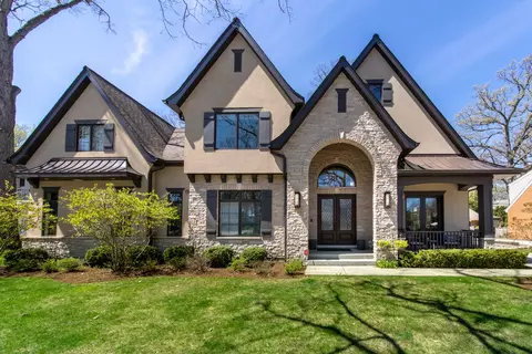 310 S Rose Ave, Park Ridge, IL 60068