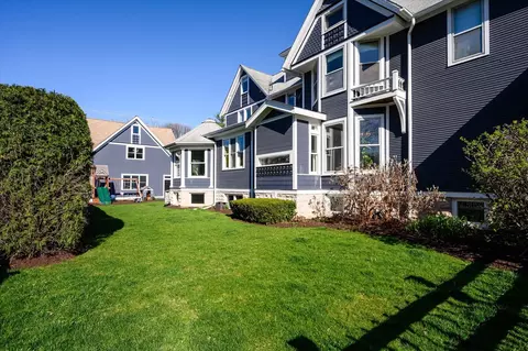 Exterior - 632 Lathrop Ave, River Forest, IL 60305 photo 8 of 13