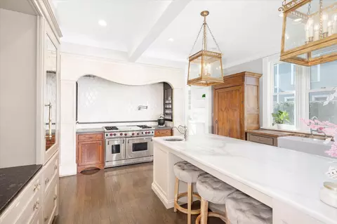 Kitchen - 632 Lathrop Ave, River Forest, IL 60305 photo 2 of 6