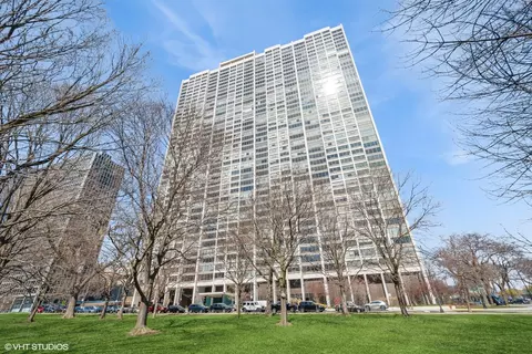 2800 N Lake Shore Dr #3417, Chicago, IL 60657