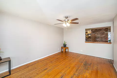 2405 Birch Ln, Rolling Meadows, IL 60008 photo 3
