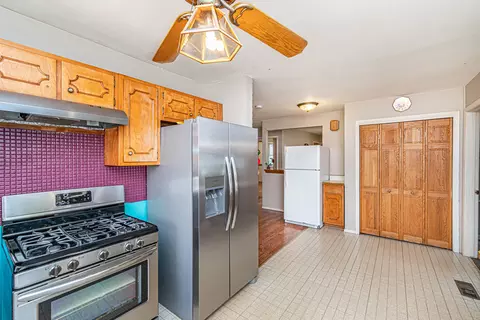 2405 Birch Ln, Rolling Meadows, IL 60008 photo 13