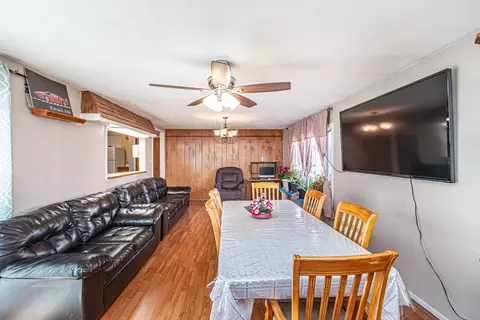2405 Birch Ln, Rolling Meadows, IL 60008 photo 16