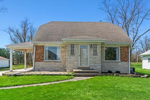 1066 S Edgewood Ave, Lombard, IL 60148