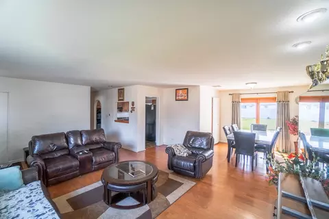 85 Maricopa Ln, Hoffman Estates, IL 60169 photo 3