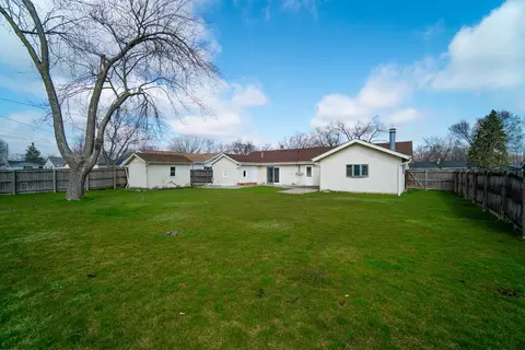 85 Maricopa Ln, Hoffman Estates, IL 60169 photo 21
