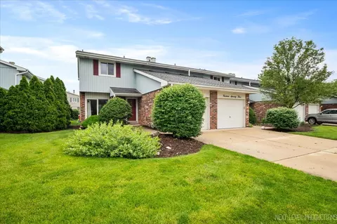 1469 S Prospect St, Wheaton, IL 60189