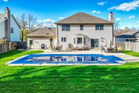 Exterior - 1200 Prairie Dr, Algonquin, IL 60102 photo 9 of 16