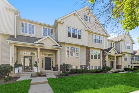 2736 N Greenwood Ave, Arlington Heights, IL 60004