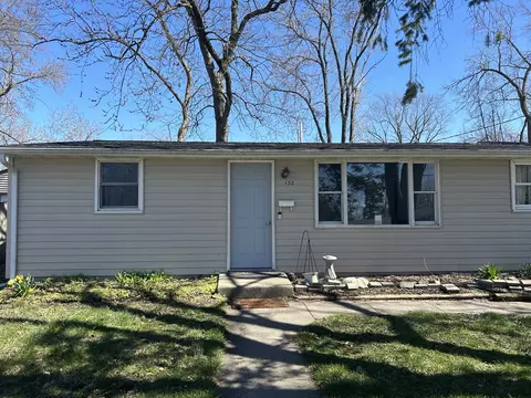 132 Home Dr, Dekalb, IL 60115
