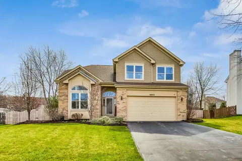 36853 N Deerview Dr, Lake Villa, IL 60046