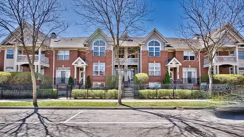 6251 Lincoln Ave, Morton Grove, IL 60053