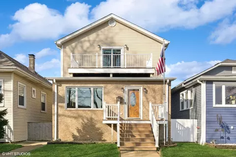 3822 N Oketo Ave, Chicago, IL 60634