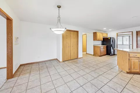 Kitchen - 19221 Brompton Ct, Mokena, IL 60448 photo 5 of 5