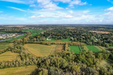 View/Area - 38 W652 Sunvale Dr, Elgin, IL 60124 photo 4 of 4