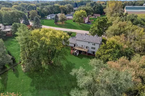 View/Area - 38 W652 Sunvale Dr, Elgin, IL 60124 photo 1 of 4