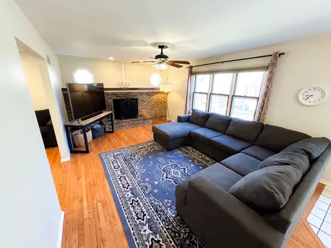 Living - 38 W652 Sunvale Dr, Elgin, IL 60124 photo 1 of 4