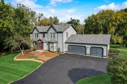 Exterior - 38 W652 Sunvale Dr, Elgin, IL 60124 photo 1 of 10
