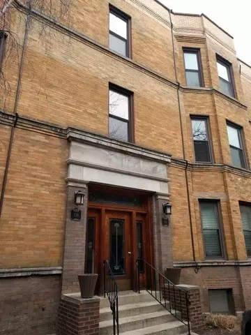 736 W California Ter #2, Chicago, IL 60657