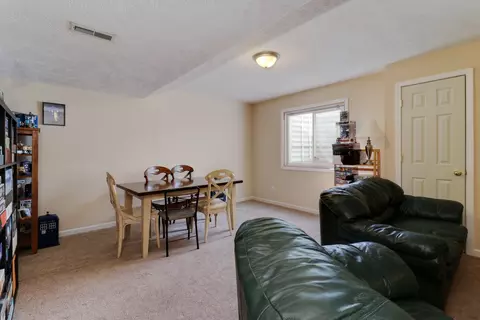 Living - 1113 Bull St, Normal, IL 61761 photo 5 of 6