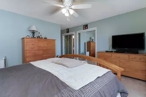 Bedroom - 1113 Bull St, Normal, IL 61761 photo 2 of 6