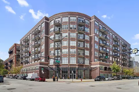 1000 W Adams St #207, Chicago, IL 60607