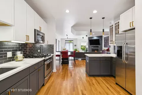 104 E 41st St #2E, Chicago, IL 60653 photo 11