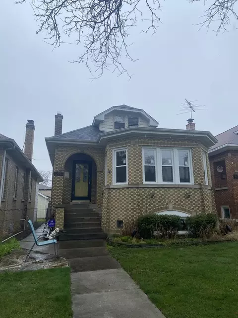 5424 N Oak Park Ave, Chicago, IL 60656