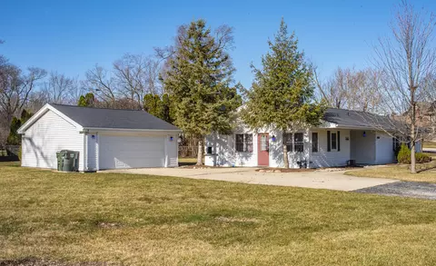 6026 S Brainard Ave, La Grange Highlands, IL 60525