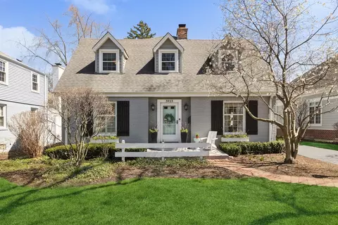 3923 Ellington Ave, Western Springs, IL 60558