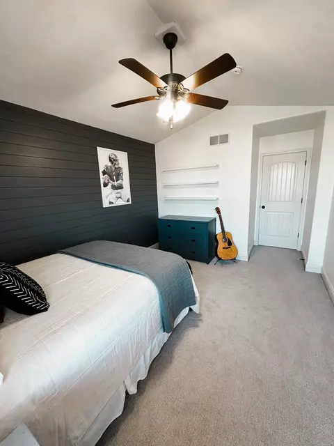 Bedroom - 3901 Anabelle Dr, Bloomington, IL 61704 photo 4 of 7