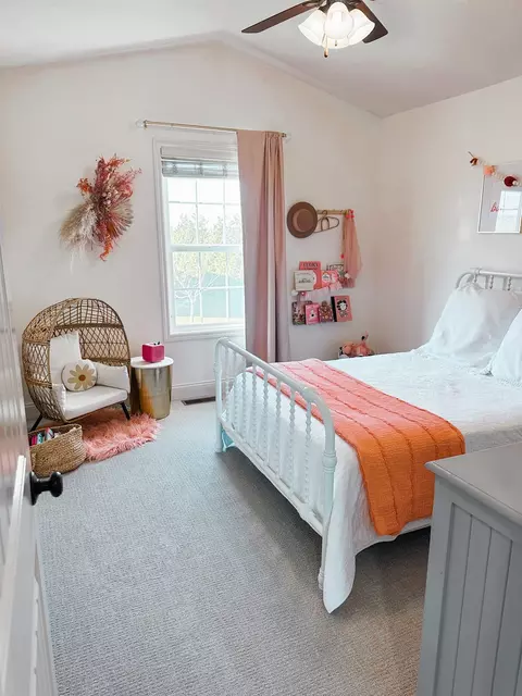 Bedroom - 3901 Anabelle Dr, Bloomington, IL 61704 photo 6 of 7