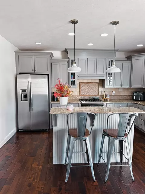 Kitchen - 3901 Anabelle Dr, Bloomington, IL 61704 photo 2 of 3