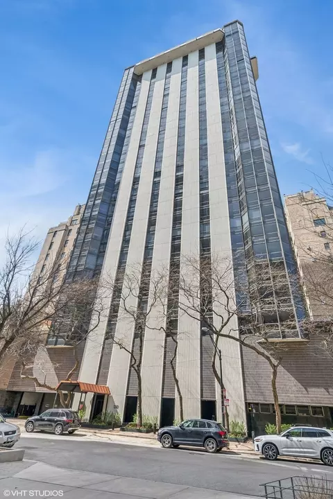 1310 N Ritchie Ct #29C, Chicago, IL 60610