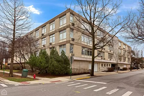 222 N Marion St #3N, Oak Park, IL 60302