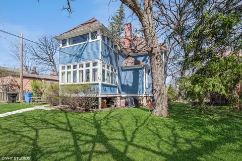 Exterior - 1727 W 100th St, Chicago, IL 60643 photo 4 of 6
