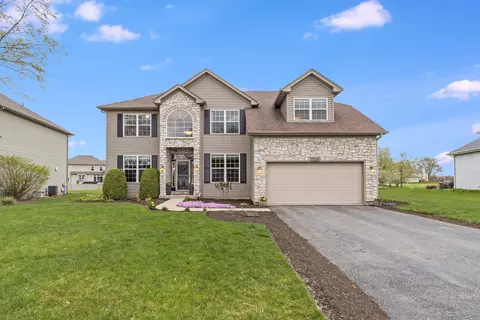 2048 Switchgrass Ln, Yorkville, IL 60560