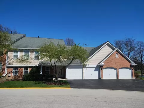 1305 Nutmeg Ct #A, Mount Prospect, IL 60056